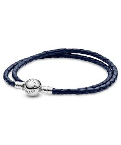 Silver leather bracelet. double. dark blue