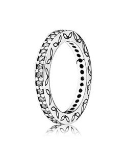 Silver ring. cubic zirconia